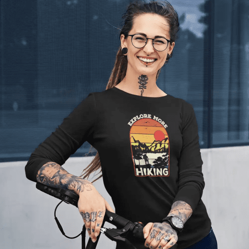 Explore More Hiking Women Longsleeve Black Model