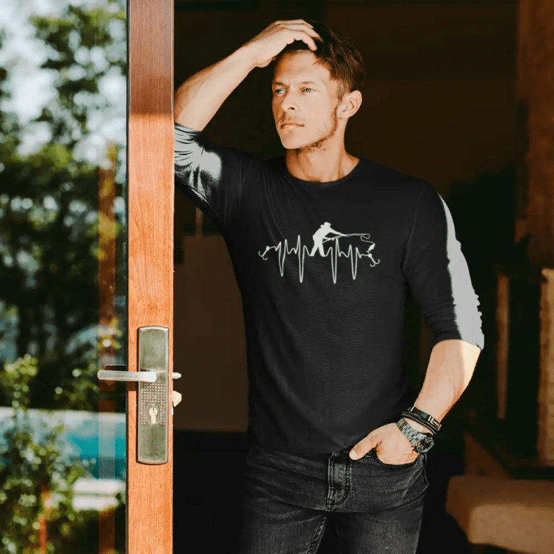 Fishing Heartbeat Men Longsleeve Black model